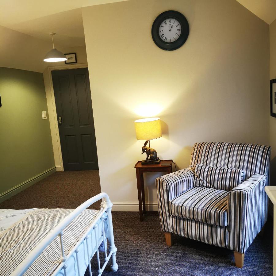 Rooms By The River At Glan Aber Cynwyd Exterior photo